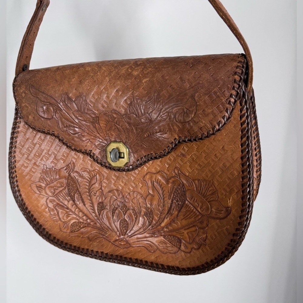 Vintage hand tooled leather bag with THE most exquisite flora fauna Fairycore
